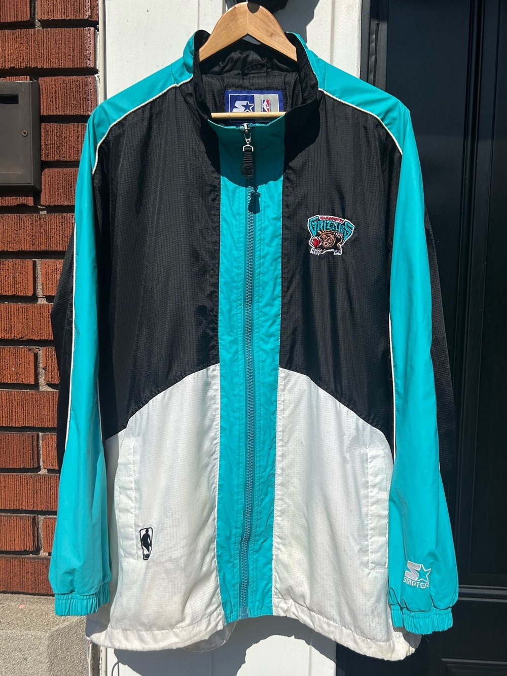 Vintage 90s Vancouver Grizzlies 🐻 🏀 Starter windbreaker warmup zip jacket NBA